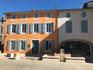 Photo n°1 de LANDES & GARONNE NOTAIRES - Alexandra ALZIEU-BLANC - Romain DAROS et Jean-Luc SENTENAC à Damazan (Notaire)