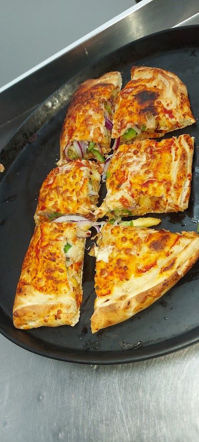 Estambul Kebab y Pizzería