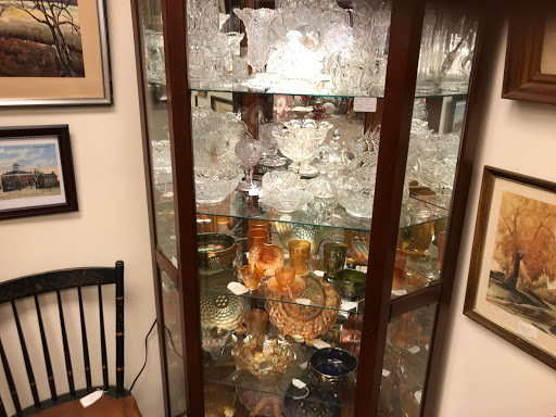Millersburg Glass & Collectibles - Thumbnail
