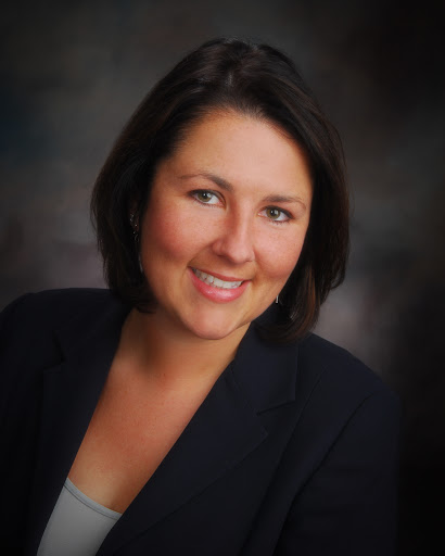 Alina McDermed Dr. Logo