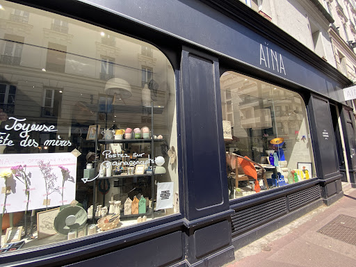 Decoration Shop and Art Gallery