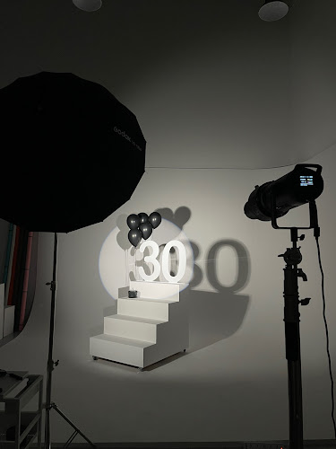 Ratings and feedback for AMOMA CREATIVE STUDIO