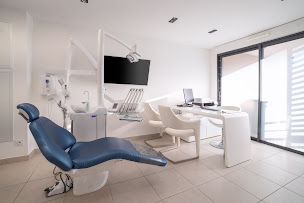 Photo n°25 de Mammadov Elnur à Nice (Stomatologue)