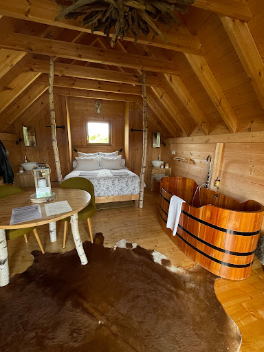 Photo de Boheme Glamping Expérience à Berson (33390)