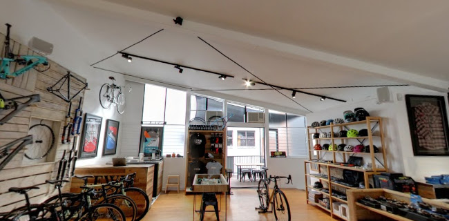 Lewis & Co. Auckland based suspension service and online store.