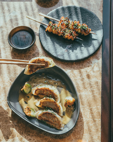 Mimi Kakushi by null