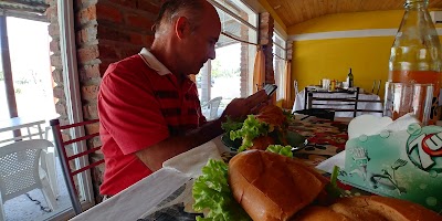 Photos of "El Carrito" Comedor