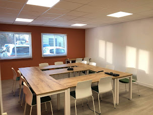 Photo n°15 de SITRHA Châteaubriant - Peinture - Isolation - Menuiseries - Cloisons à Châteaubriant (Menuisier)