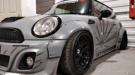 MWUK - Visual