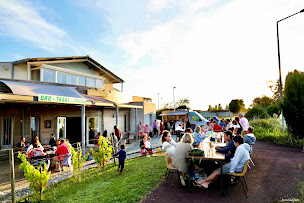 Photo n°13 de Les 4 Saisons Ouvert 7 sur 7 à Saint-Georges-des-Coteaux (Bar-tabac)