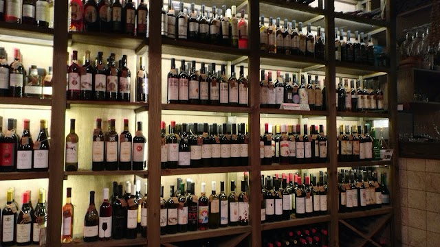 Tsangala's Wine Shop & Bar
