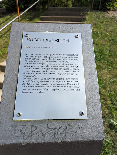 Hügellabyrinth - Visual