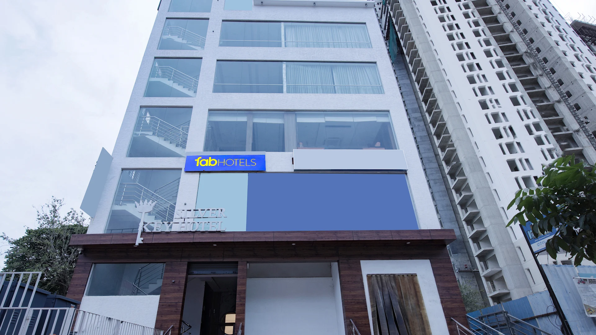 FabHotel Silver Key