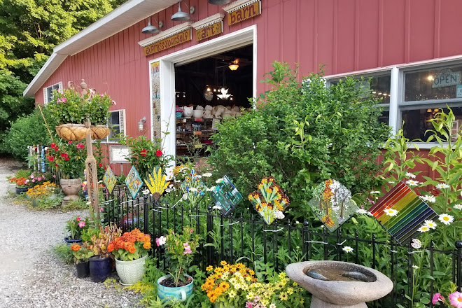 Visit Express Yourself Art Barn On Your Trip To Fennville