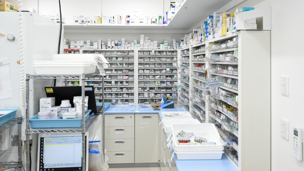 ナカジマ薬局 白樺店