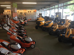 Photo n°3 de Séby et Fils Ets à Pau (Magasin de matériel de motoculture)