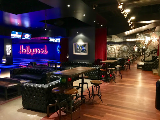 Lucky Strike Hollywood Gallery - United States