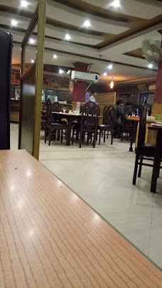 Mehr Baba Restaurant sheikhupura Civil Quarters Rd