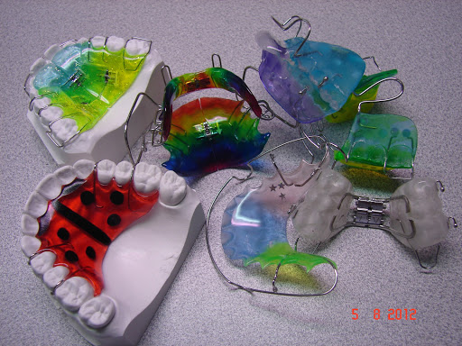 Laboratorium Ortodontyczne Tchórz Agata - Wyrób aparatów ortodontycznych