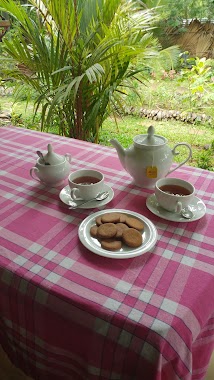 The Otunna Guest House Sigiriya, Author: Helen Gilles