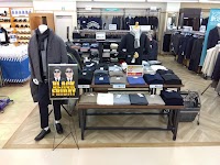 洋服の青山 川崎新百合ケ丘店