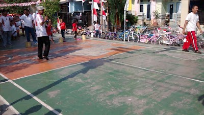Photos of Lapangan Bulutangkis RT.004 Segovia