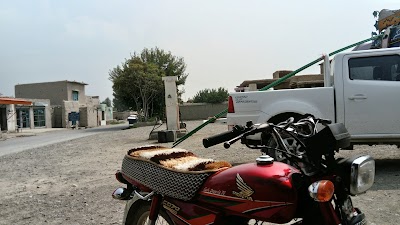 Laiq Petrol Station لايق د تيلو سټيشن