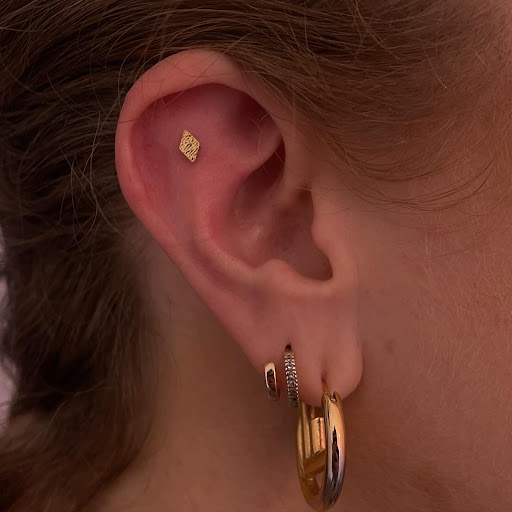 Small Sword Piercing - Visual
