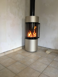 Photo n°23 de Domus énergie - Poêles, foyers & inserts à Saint-Maximin (Magasin de poêles à bois)
