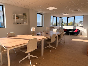 Photo n°1 de REMAX Family - Agence immobilière - Saint-Pierre-du-Perray et ses environs à Saint-Pierre-du-Perray (Agence immobilière)