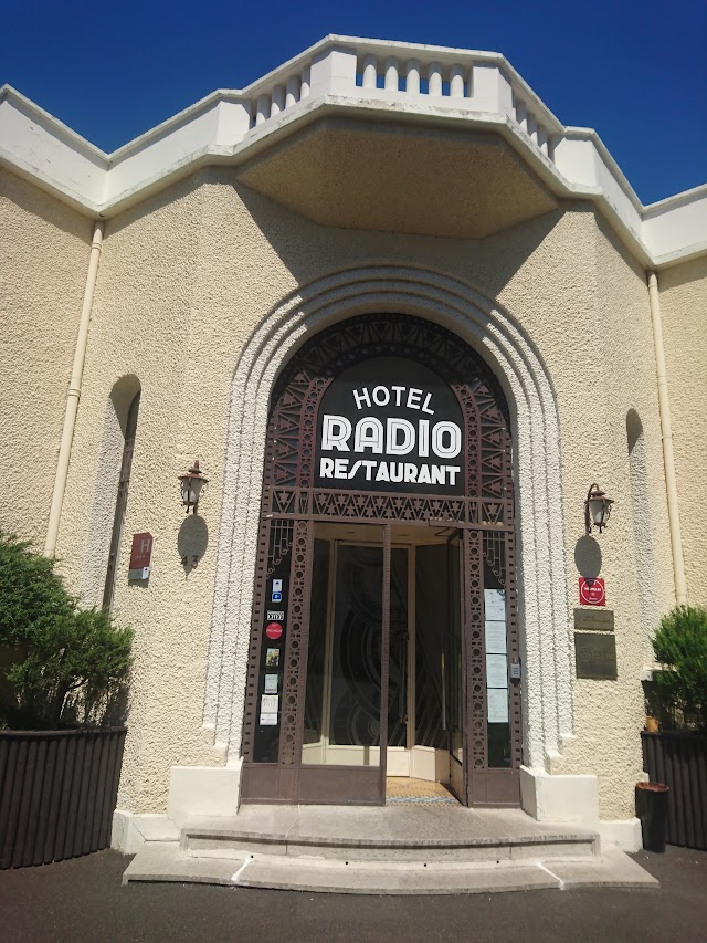 Hotel Radio