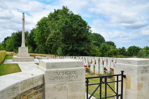 CWGC Acheux British Cemetery - Thumbnail