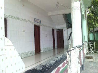 Photos of kallyani East Layout Mosque (কল্যানী পূর্ব পাড়া জামে মাসজিদ)