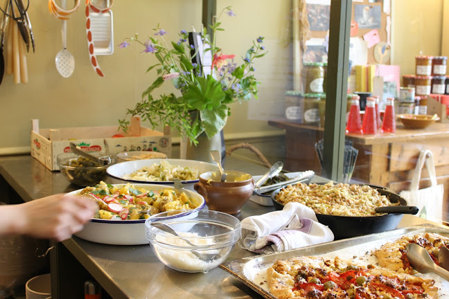 Elliott's Cafe & Shop - Edinburgh