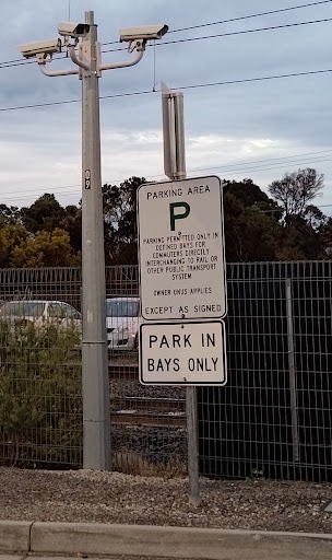 Huntingdale Station Djerring Trail Parking - Thumbnail