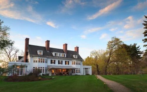 Four Chimneys Inn & Restaurant