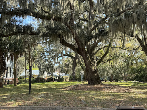 Frederica Square