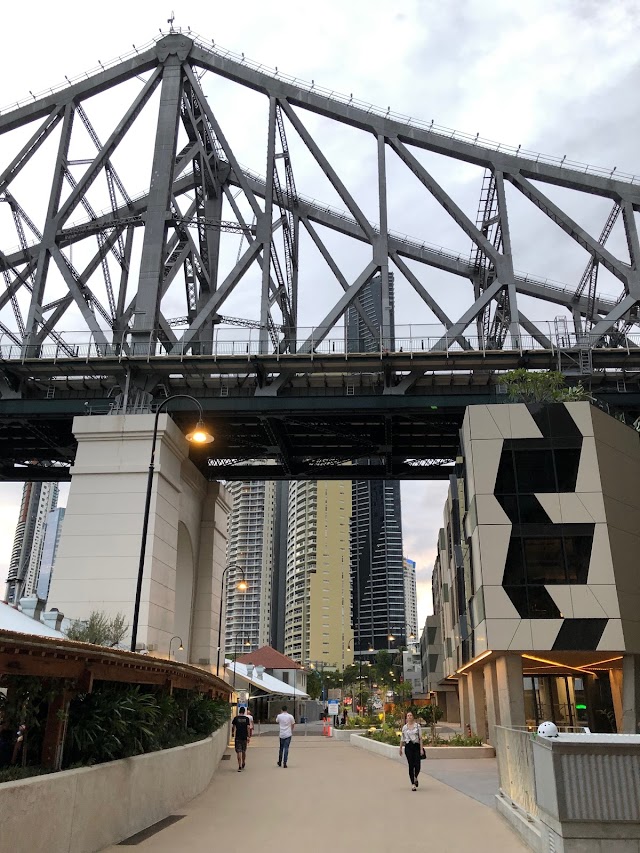Story Bridge