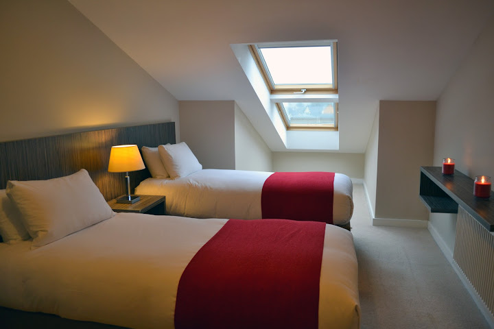 Carrick Plaza Suites by null