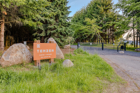 Tenzen Springs & Cabins by null