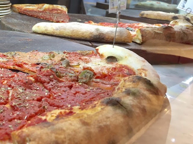 Pizzeria Totò atto II