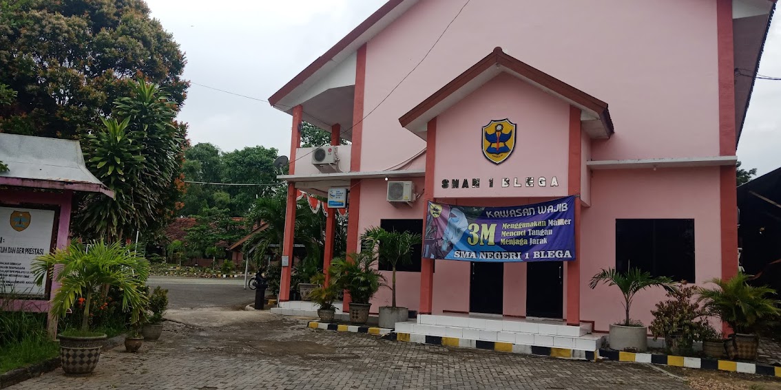 SMAN  1 Blega