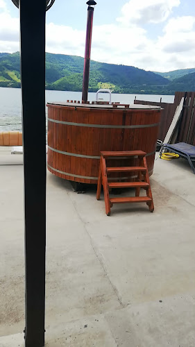 Opinii despre Casa Alle în Eșelnița - Hotel
