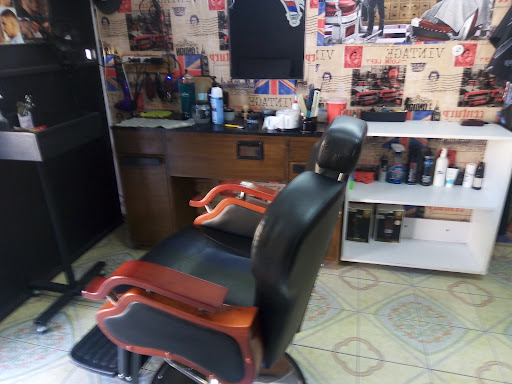 MOHICANOS Barber Gallery - Mexico