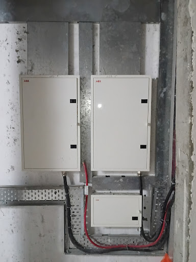 Cable tray and DB install work at max hospital Gurgaon sector 56 post image