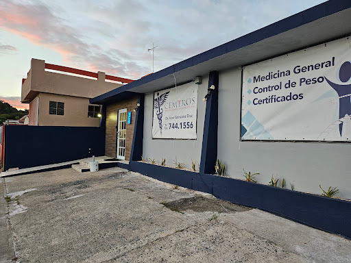 Dr. Israel González Cruz