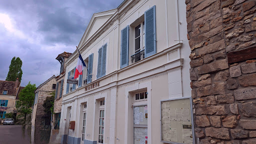 Mairie de Saint-Sulpice-de-Favières