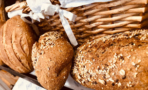 Photo n°22 de Boulangerie Pâtisserie Clavé à Pinas (Pâtisserie)