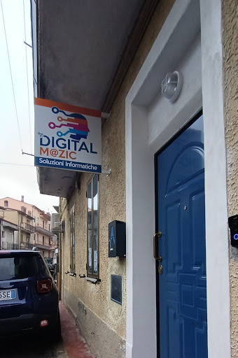 Digital M@zic Gallery - Italy