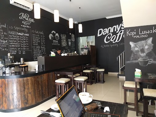 Danny's Coffee, Author: Rahmatullah Mamma